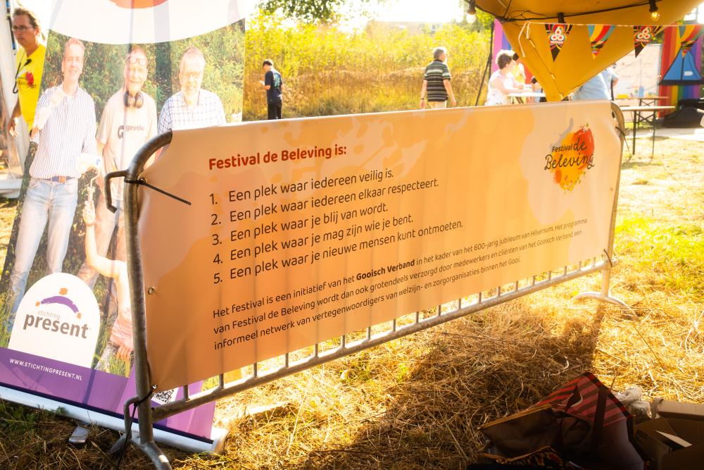 Post festival afbeelding 29